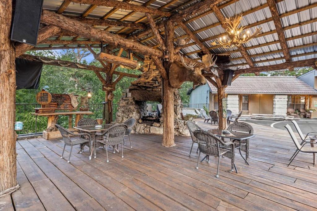 Stonegate Lodge King Bed, Wifi, 50In Tv, Fire Pit, Salt Water Pool Room # 310 유레카 스프링스 외부 사진